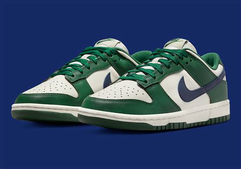 nike grün dunk low|Nike Dunk Low green price.